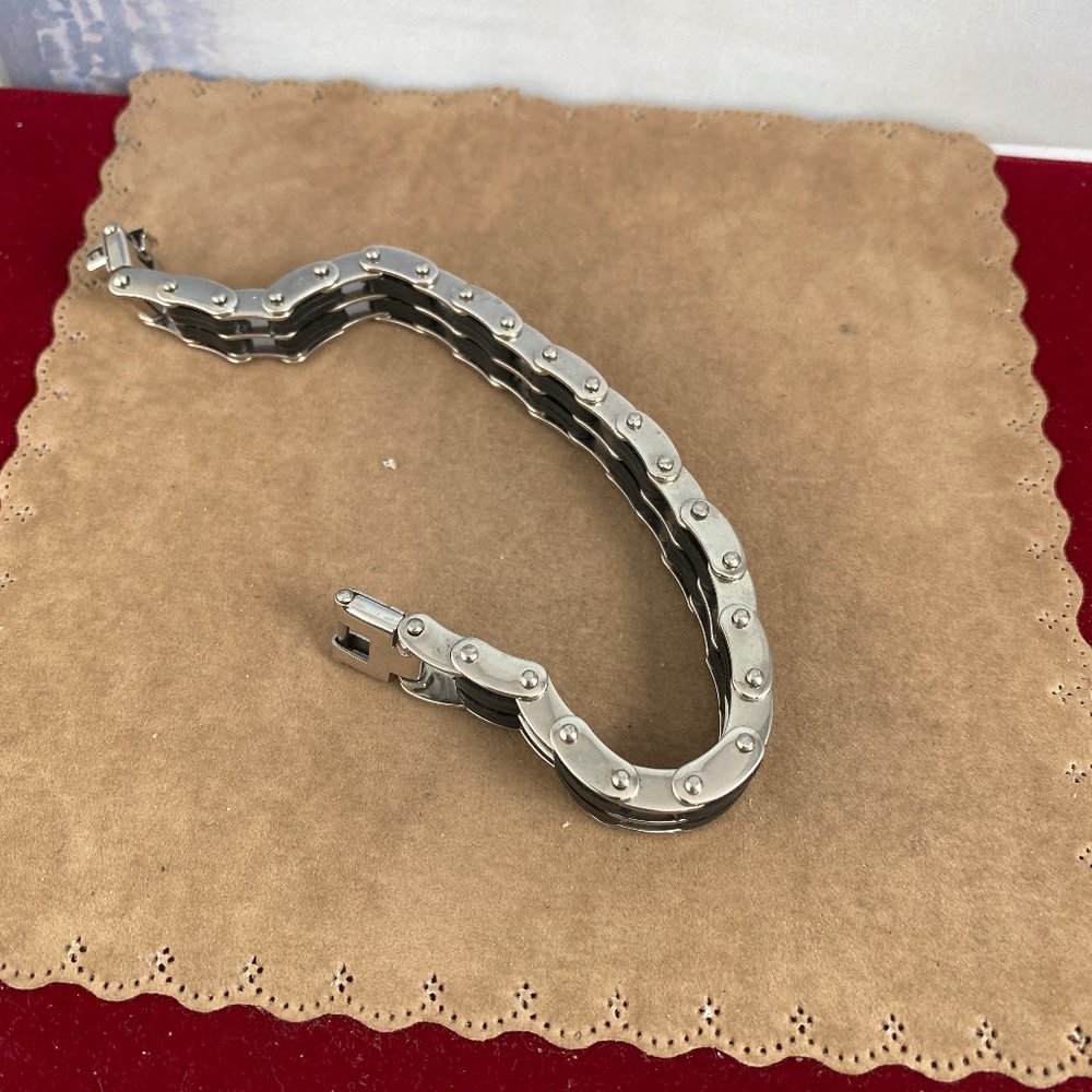 Stainless Steel Bracelet Silver& Black - Picture 4 of 4